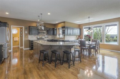 5627 Theden St, Shawnee, KS 66218 - photo 2