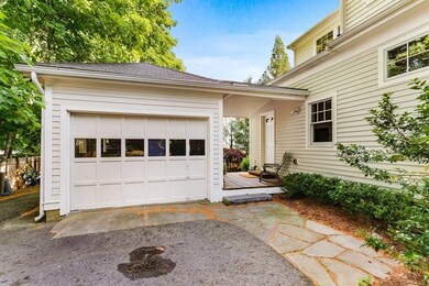 8 Homestead Rd, Wellesley, MA 02482 - photo 3