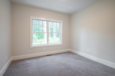 67 Wilderness Dr unit The Cub, Nashua, NH 03062 - photo 7