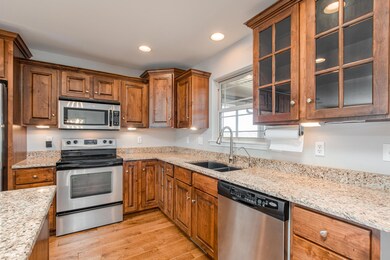 451 Uniqueville Ln 8