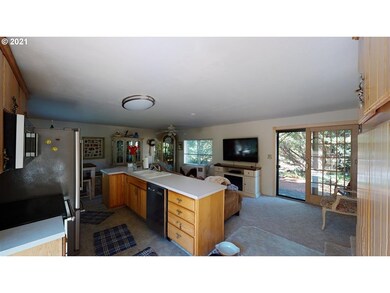 430 SE Riverside Dr, Myrtle Creek, OR 97457 - photo 5