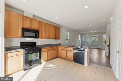 9481 Canonbury Square, Fairfax, VA 22031 - photo 3