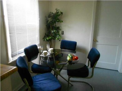 Dining area in kitchen.