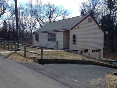 4 Bailey Ave, Delmar, NY 12054 - photo 2