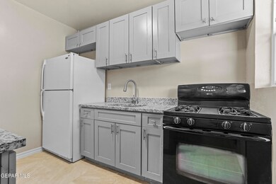 4030 Idalia Ave unit 2, El Paso, TX 79930 - photo 4