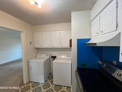 2303 Leigh St, Kinston, NC 28504 - photo 7