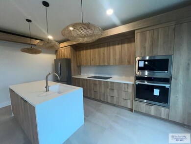 702 W Juniper Dr unit A, Harlingen, TX 78552 - photo 7