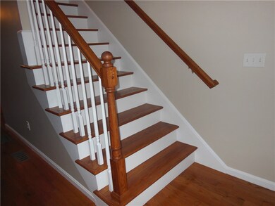 37 Silvercup Cir unit 37, West Warwick, RI 02893 - photo 7