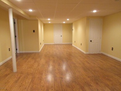 9 Sand Hollow Dr, Drums, PA 18222 - photo 6