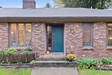 1466 Ridgewood Dr, Jenison, MI