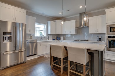 6185 Parkhaven Blvd, Nashville, TN 37076 - photo 7