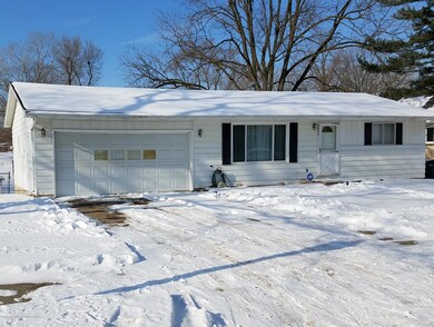 5024 Palmer St, Lansing, MI 48910 - photo 2