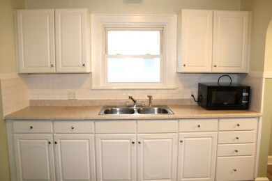 92 S 5th Ave, Beech Grove, IN 46107 - photo 6