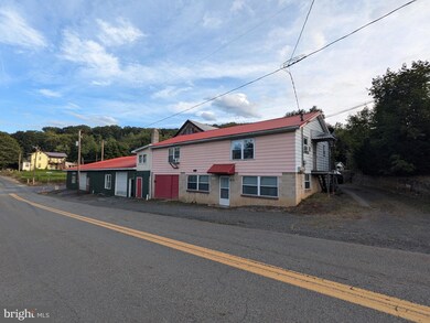 794 S 4th St, Newport, PA 17074 - photo 3