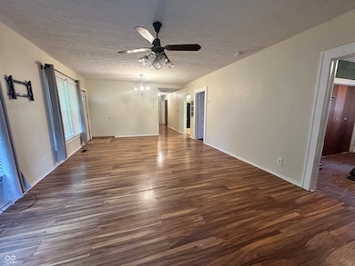 1069 W Railroad St, Fountaintown, IN 46130 - photo 6