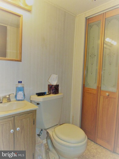 564 Jamestown Ct, Edgewood, MD 21040 - photo 7