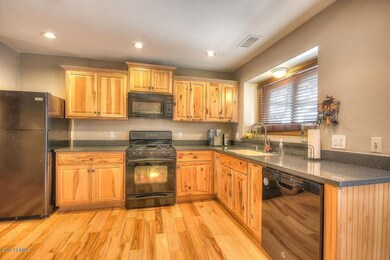 07_Kitchen1_mls