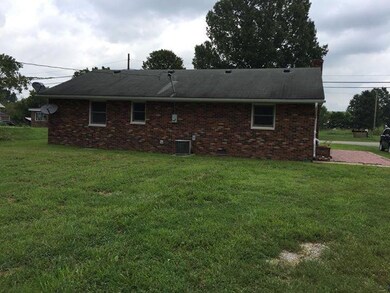 9756 Cornishville Rd, Harrodsburg, KY 40330 - photo 4