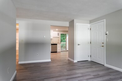 306 Aiken Ave unit 11, Lowell, MA 01850 - photo 6