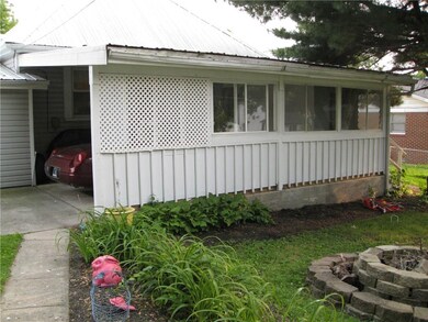 720 Walnut St, Whiteland, IN 46184 - photo 4