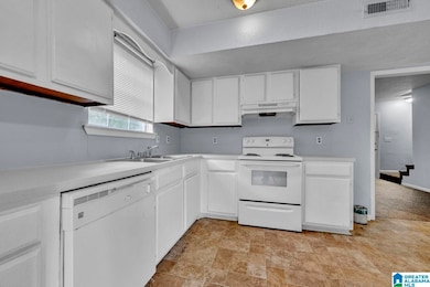 1722 6th Place Cir NW, Center Point, AL 35215 - photo 4