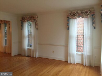 6673 Avignon Blvd, Falls Church, VA 22043 - photo 4