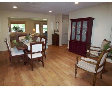 128 Huntington Dr, Pineville, LA 71360 - photo 3