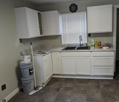 609 E 1st, McRae, AR 72102 - photo 3