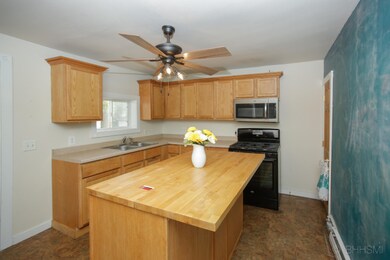 117 hammond st-106