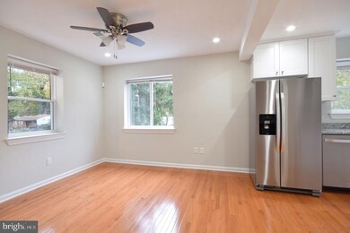 501 Birchleaf Ave, Capitol Heights, MD 20743 - photo 3