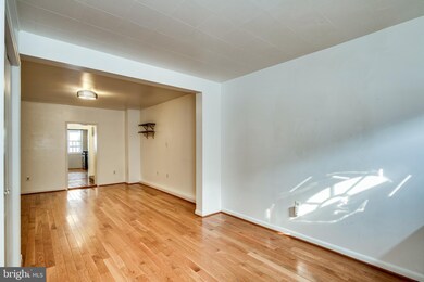 1108 S Curley St, Baltimore, MD 21224 - photo 4