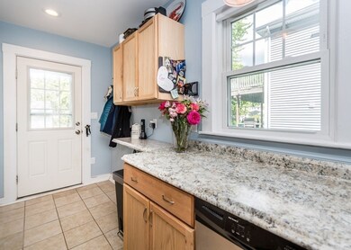 33 Cambria Rd unit 1, Waltham, MA 02453 - photo 6
