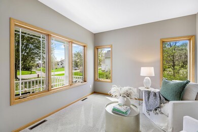 10-web-or-mls-20375 Islandview Circle Lakeville-3.jpg
