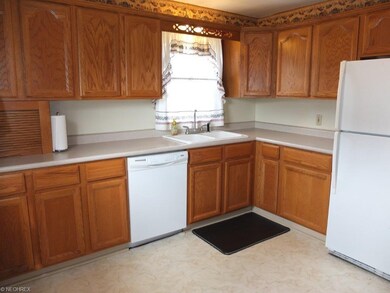 Updated, fully applianced, eat-in kitchen.