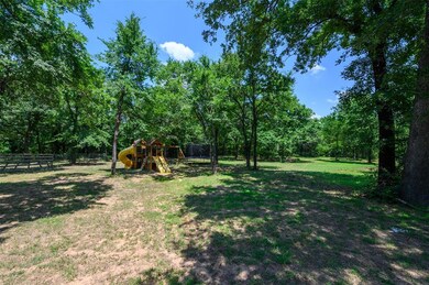 823 Woodbine Estates Rd, Gainesville, TX 76240 - photo 7