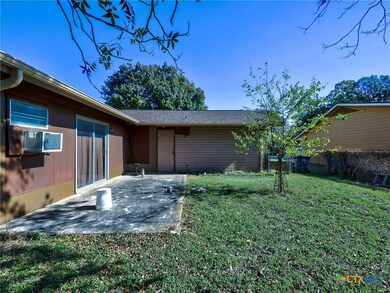 103 Lackey, Florence, TX 76527 - photo 7