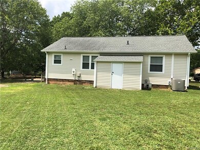 8801 Buttermint Dr, North Chesterfield, VA 23237 - photo 4