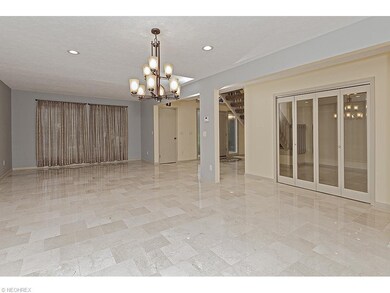 Huge banquet dining area near the front entrance.