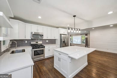 2775 Glenvalley Dr, Decatur, GA 30032 - photo 6