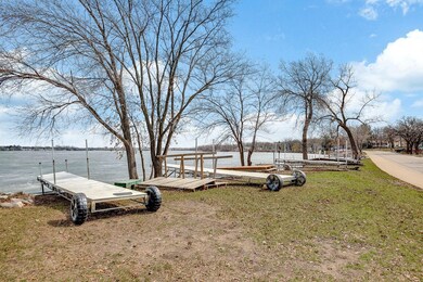 661 Red Oak Dr, Big Lake, MN 55309 - photo 2