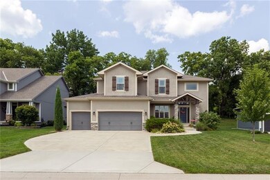 Front view of home and driveway space