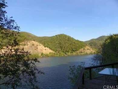 The view from your deck. The lake at your feet.