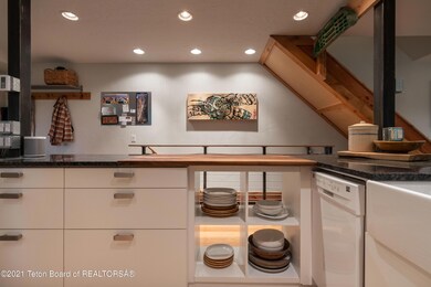 Spacious Kitchen