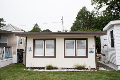 This 1 bedroom/1 bath condo is steps...