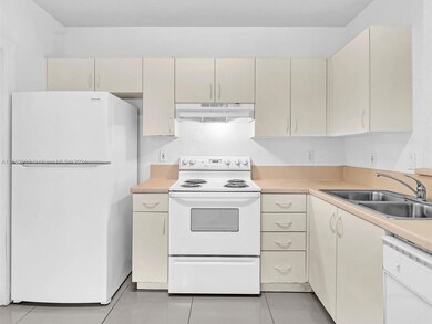 7611 Tamarac Island Cir unit 7611, Tamarac, FL 33321 - photo 7