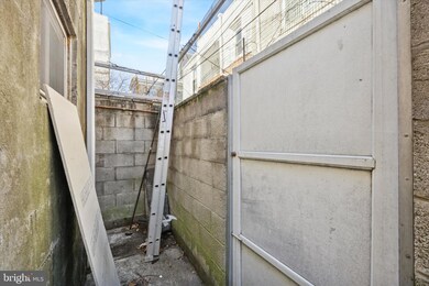723 Sears St, Philadelphia, PA 19147 - photo 7