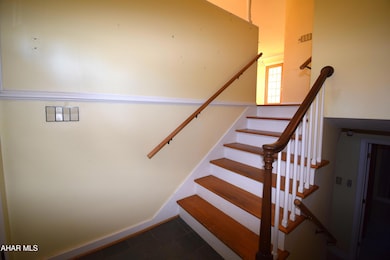 354 Oak Knoll Rd, Hollidaysburg, PA 16648 - photo 2