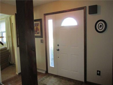 Entry/Foyer. Light bright entry