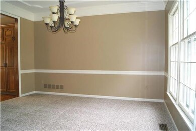 8335 Oakview Cir, Lenexa, KS 66215 - photo 6