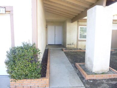14811 Ararat St, Sylmar, CA 91342 - photo 4